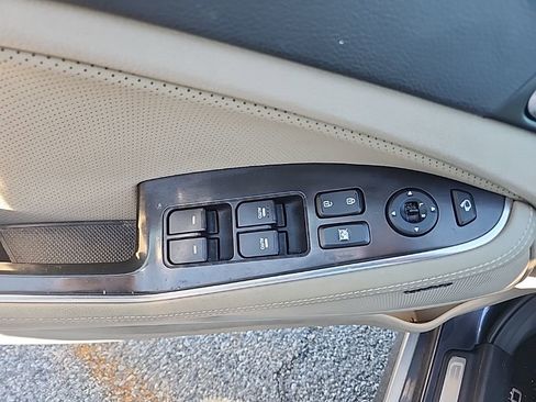 Used 2015 Kia Optima EX w/ Technology Package image 9