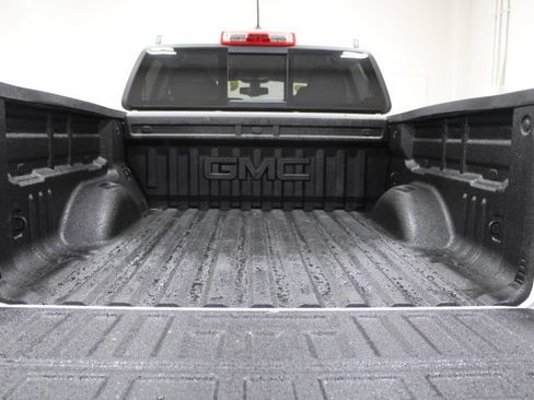 Used 2022 GMC Canyon AT4 w/ Trailering Package AWD/4WD image 13