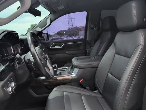 Used 2022 GMC Sierra 1500 Elevation w/ Elevation Premium Package AWD/4WD image 10