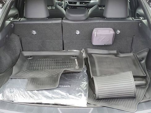 Used 2023 Lexus UX 250h AWD w/ Accessory Package (Z1) image 29