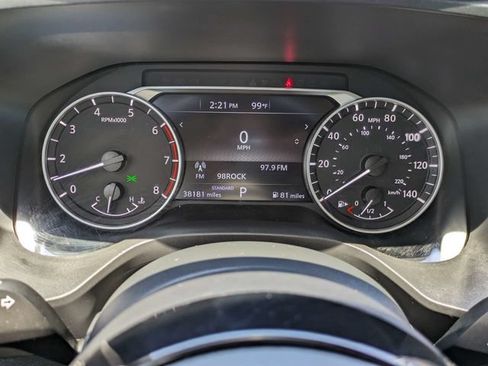 Used 2023 Nissan Rogue SV FWD image 27