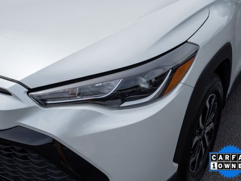 Used 2023 Toyota Corolla Cross AWD Hybrid image 9