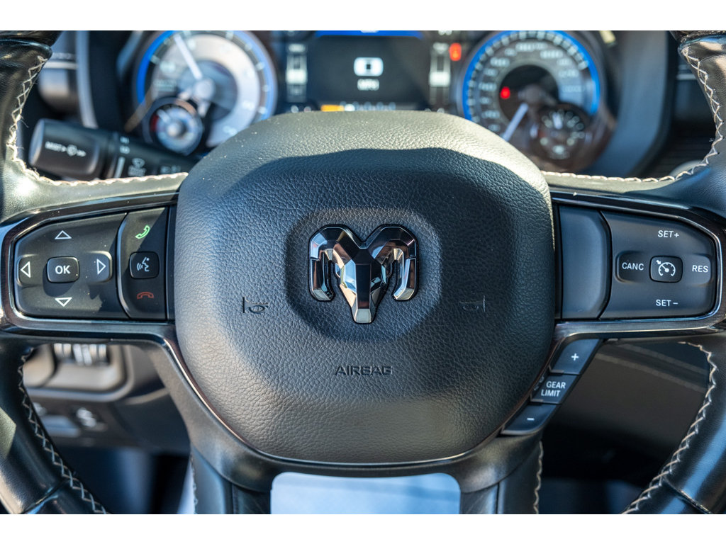 Used 2022 RAM 1500 Limited w/ Off Road Group AWD/4WD image 18