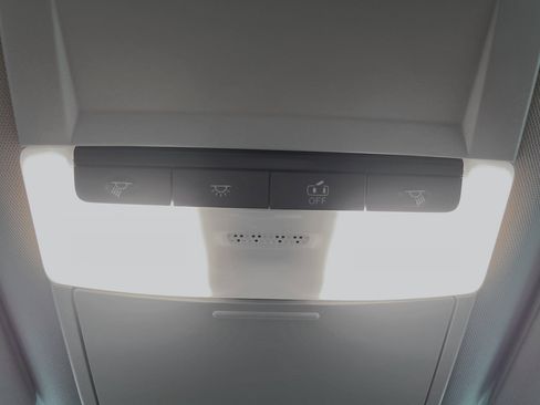 Used 2024 Nissan Altima 2.5 SV image 21