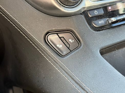 Used 2017 Chevrolet Tahoe LT AWD/4WD image 28