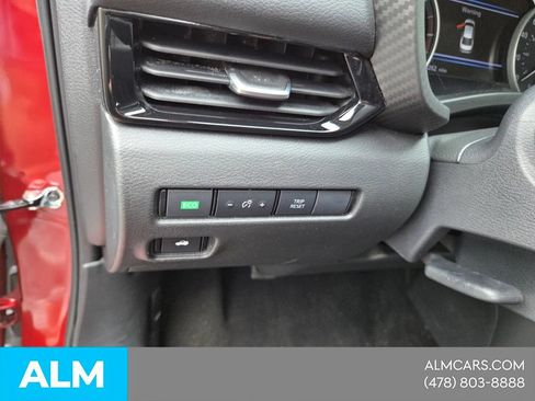 Used 2024 Nissan Sentra SV FWD image 27