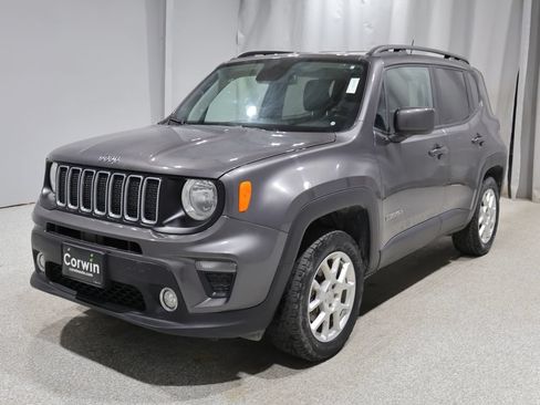 Used 2019 Jeep Renegade Latitude w/ Cold Weather Group AWD/4WD image 6
