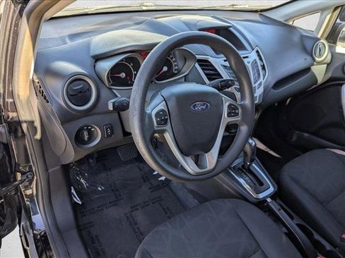 Used 2012 Ford Fiesta SE FWD image 10