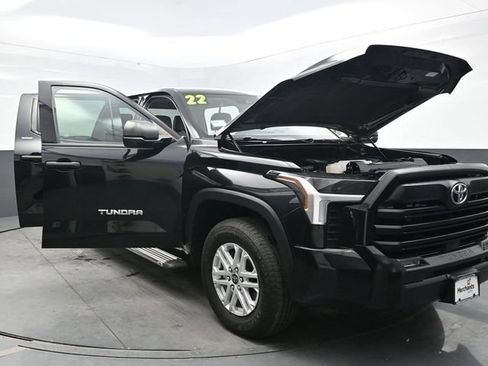 Used 2022 Toyota Tundra SR5 AWD/4WD image 45