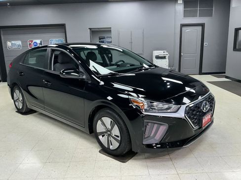 Used 2021 Hyundai Ioniq Blue image 2