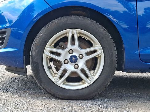 Used 2019 Ford Fiesta SE FWD image 6