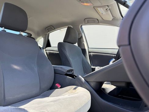 Used 2010 Toyota Prius Two FWD image 10