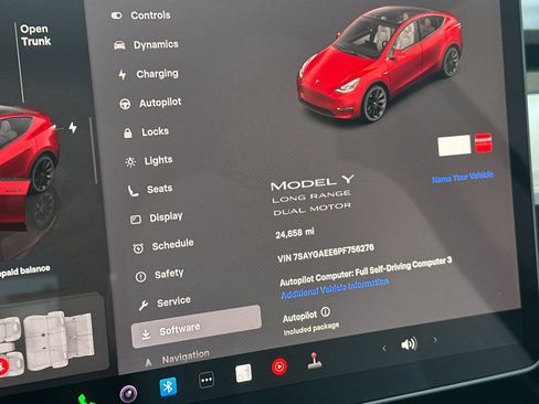 Used 2023 Tesla Model Y Long Range AWD/4WD image 27