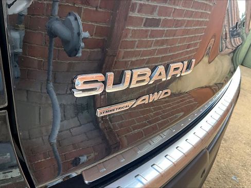 Used 2023 Subaru Ascent Premium w/ Convenience Package AWD/4WD image 10