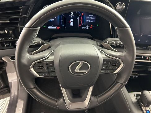 Used 2025 Lexus RX 350 F Sport image 17