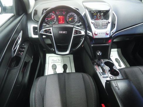 Used 2017 GMC Terrain SLE w/ Chrome Edition image 12