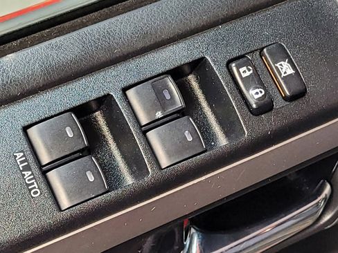 Used 2019 Toyota 4Runner SR5 image 27