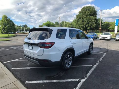 Certified 2024 Honda Pilot EX-L image 14
