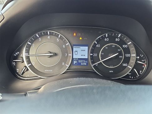 Used 2017 Nissan Armada Platinum image 19