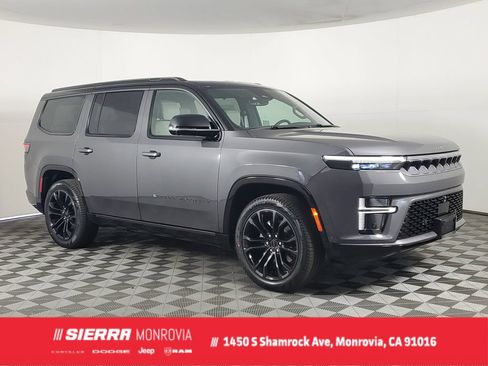 New 2026 Jeep Grand Wagoneer Summit AWD/4WD image 1