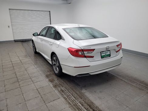 Used 2018 Honda Accord EX image 5
