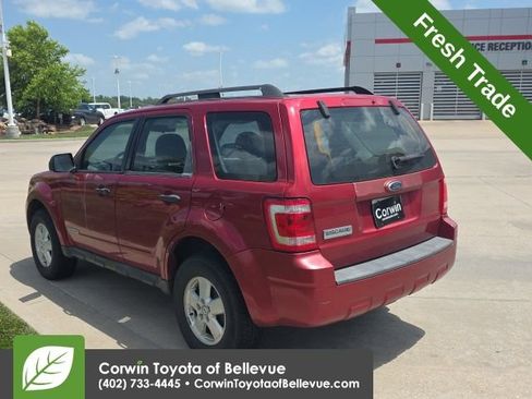 Used 2008 Ford Escape XLS FWD image 6