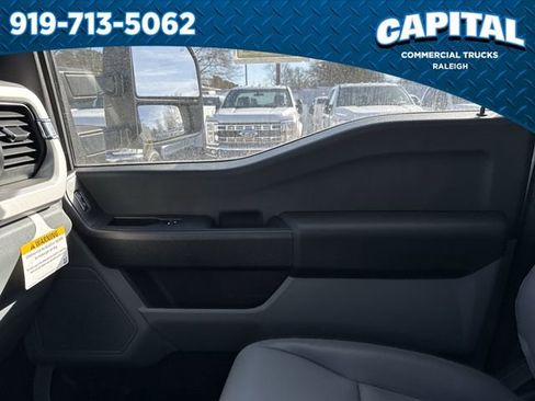 New 2023 Ford F550 2WD Regular Cab Super Duty image 27