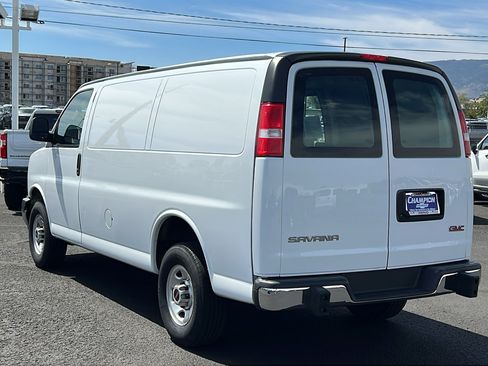 Certified 2024 GMC Savana 2500 w/ Driver Convenience Package RWD image 7