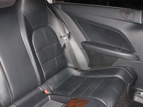 Used 2012 Mercedes-Benz E 350 Coupe image 27