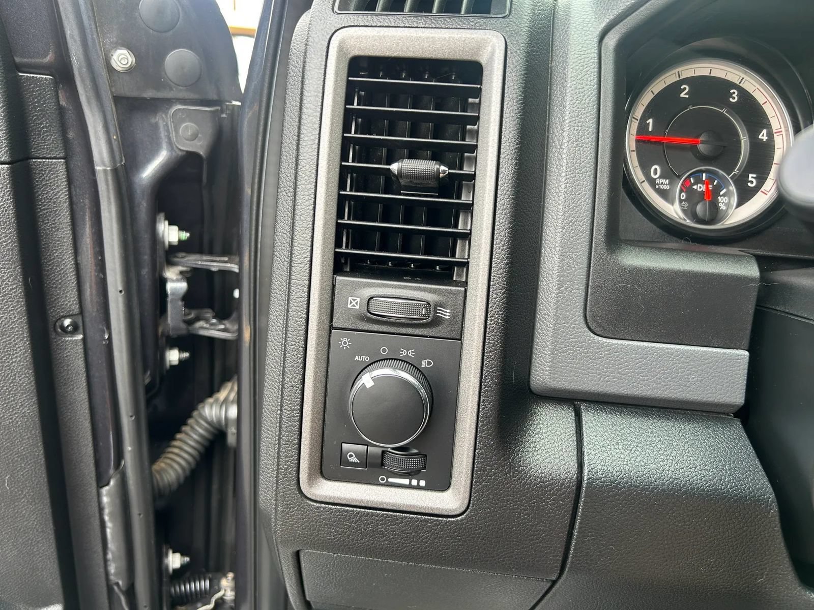 Used 2017 RAM 2500 Tradesman w/ Popular Equipment Group AWD/4WD image 21