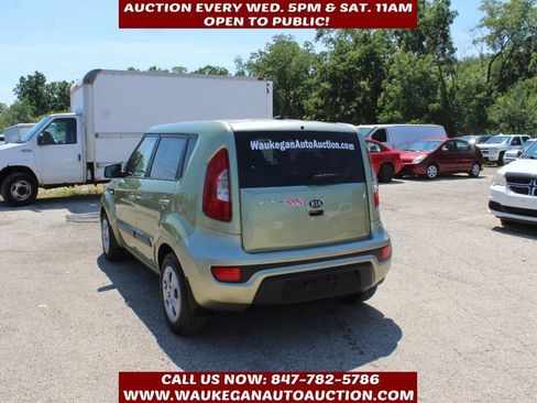 Used 2013 Kia Soul FWD image 6