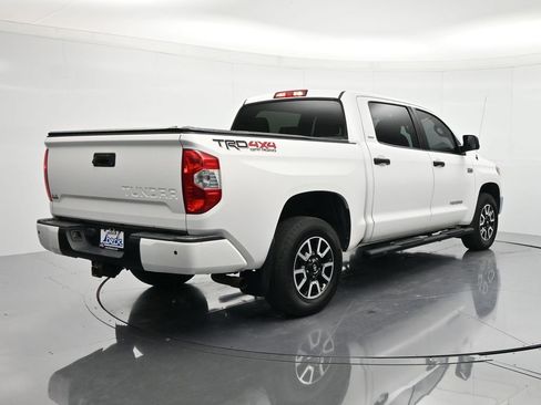 Used 2018 Toyota Tundra SR5 w/ TRD Off Road Package AWD/4WD image 5