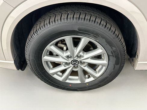 Used 2024 MAZDA CX-5 AWD 2.5 S w/ Select Package image 11