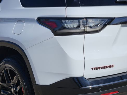 Used 2021 Chevrolet Traverse Premier w/ Redline Edition image 5