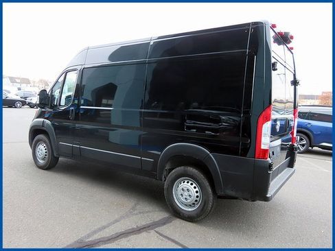 New 2026 RAM ProMaster 2500 w/ Convenience Group image 5