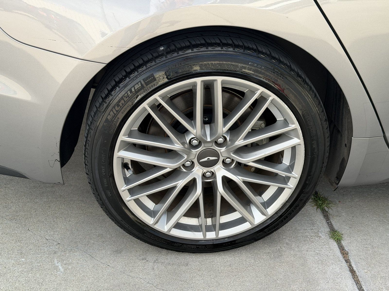 Used 2020 Genesis G70 2.0T RWD image 14