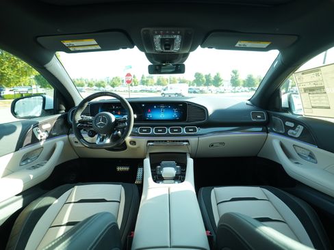 New 2026 Mercedes-Benz GLE 53 AMG 4MATIC Coupe image 23