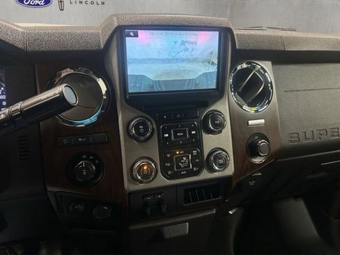 Used 2016 Ford F250 Lariat w/ Chrome Package AWD/4WD image 18
