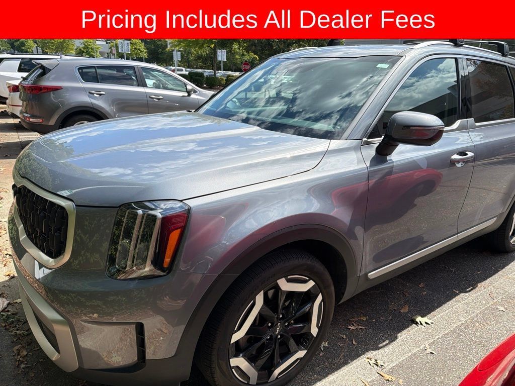 Certified 2023 Kia Telluride EX FWD image 2