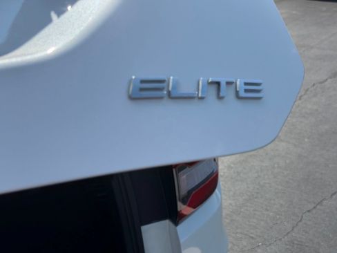 Used 2025 Honda Pilot Elite image 36