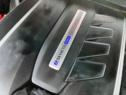 Used 2024 MAZDA CX-90 Plug-In Hybrid w/ Premium Plus AWD/4WD image 32