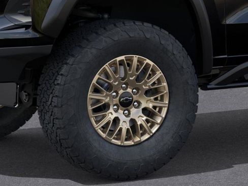 New 2026 Chevrolet Colorado ZR2 w/ Technology Package AWD/4WD image 33