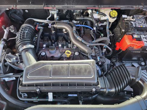 Certified 2025 Ford Bronco Sport Outer Banks w/ Outer Banks Tech Package+ image 32