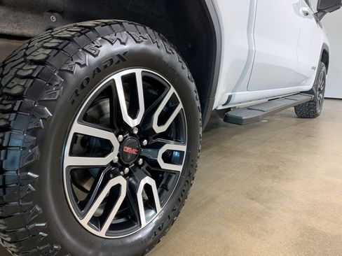 Used 2020 GMC Sierra 1500 AT4 image 9