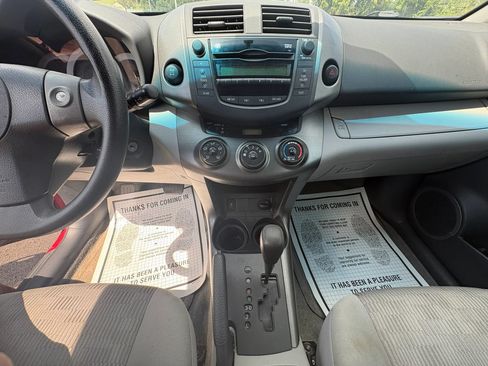Used 2010 Toyota RAV4 4WD image 17