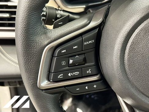 Certified 2025 Subaru Outback Limited image 12