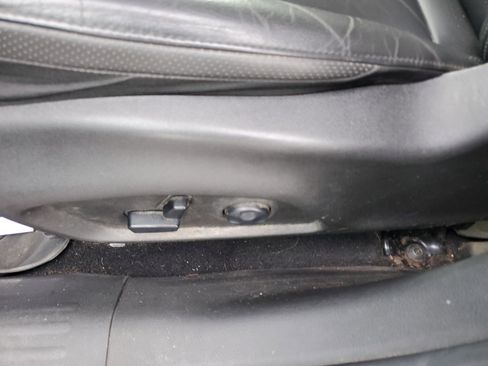 Used 2021 Jeep Renegade Limited image 14