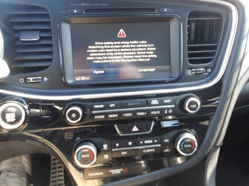 Used 2014 Kia Optima SX w/ SX Premium Technology Package image 14