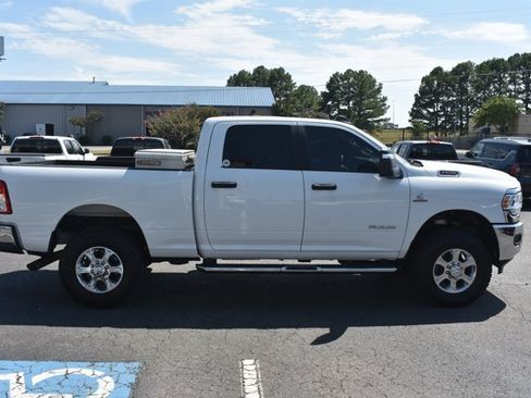 Used 2024 RAM 2500 Big Horn AWD/4WD image 4