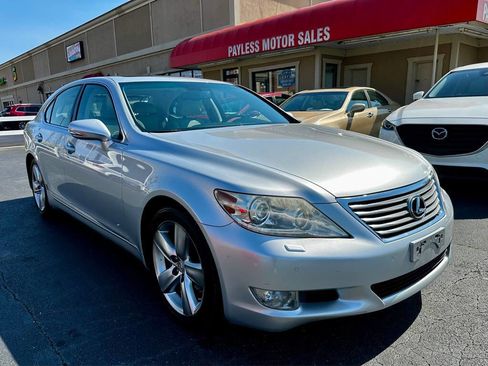 Used 2010 Lexus LS 460 image 1